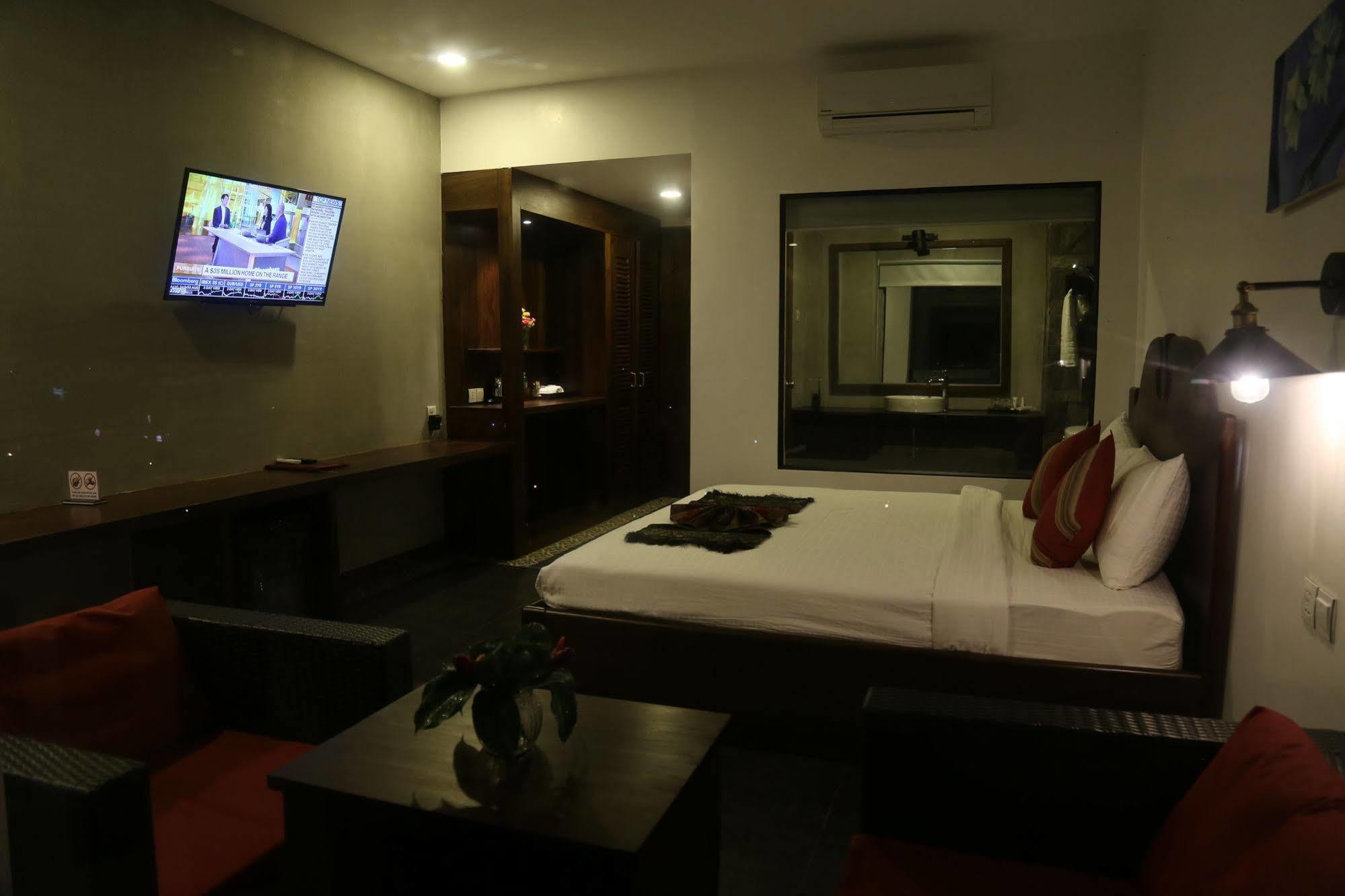 Yeak Loam Hotel Banlung Εξωτερικό φωτογραφία